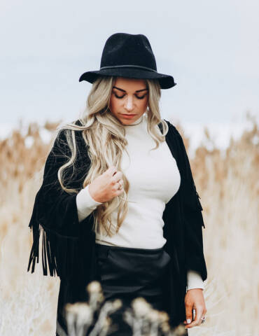 How to Get Inspired and Create New Outfits